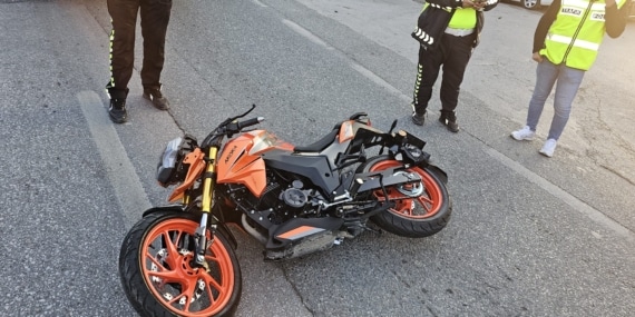 “Bursa Orhangazi’de Motosiklet Kazası: İki Yaralı”