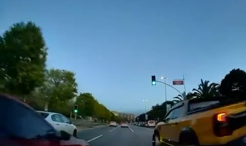 İstanbul- Kartal’da 11 aracın hasar gördüğü zincirleme kaza kamerada