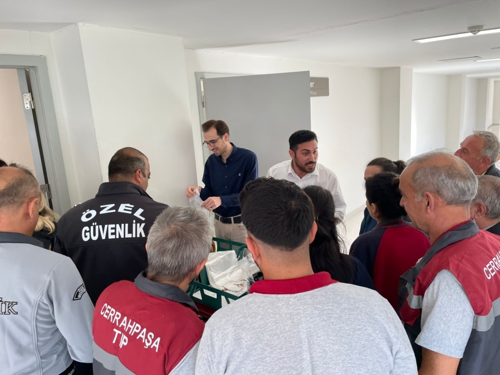 Sağlık Emekçileri, Yemek Kalitesine İsyan Etti! (resim 1) – saglikhaberi.net