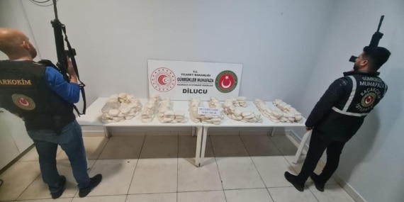 TIR’ın dorsesinde 50 kilo uyuşturucu ele geçirildi; 1 gözaltı