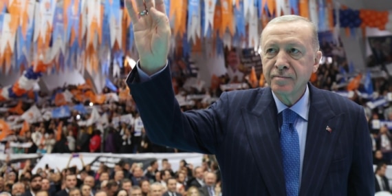 Cumhurbaşkanı Erdoğan: Muhalefet köstek olmasaydı çok daha büyük başarı hikayelerine imza atardık (3)