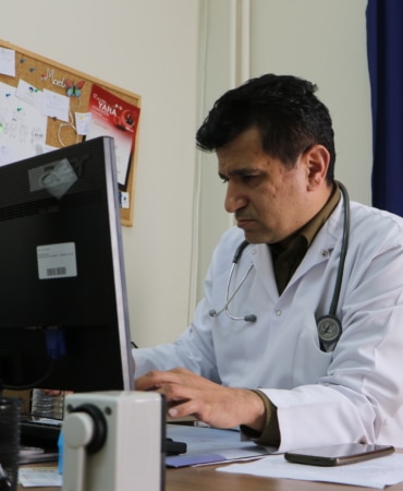 Depresyondan bilinci kapanan hasta 56 gün sonra uyandı