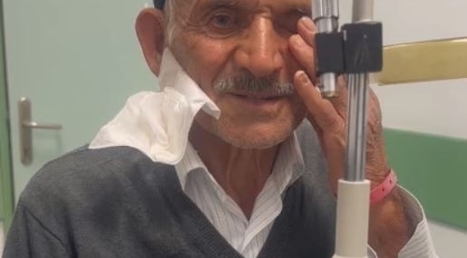 Kornea nakledilen 83 yaşındaki hasta: 10 yıldır bekliyordum