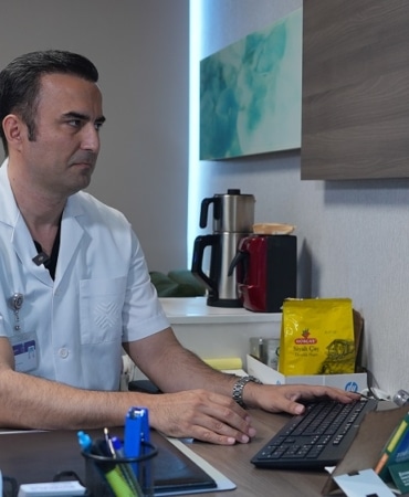 ‘Solaryum deri kanseri riskini artırıyor’