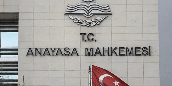Anayasa Mahkemesi’nden Memur ve Çalışan Emekliliği İçin Önemli Karar!