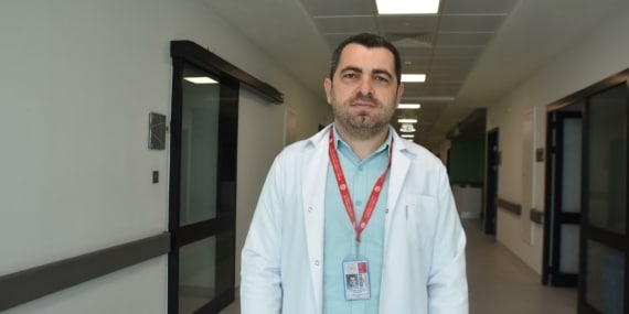 İlacın yan etkisi görülen Parkinson hastalarına beyin pili ameliyatı
