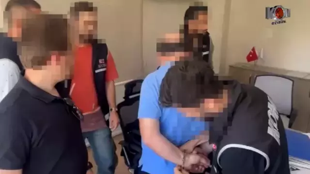 SGK’da Rüşvet Operasyonu: Eski İl Müdürü ve Müfettişler Poşet Dolu Euro ile Yakalandı (resim 5) – saglikhaberi.net
