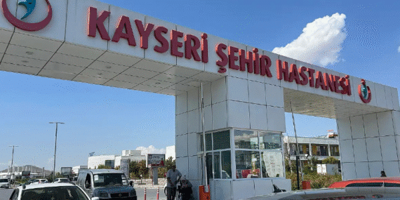 Vali Ziyareti Öncesi Hemşire Görevlendirildi, Ziyaret Biter Bitmez Geri Çekildi!