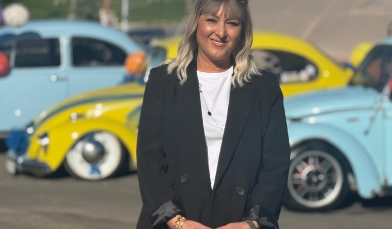 Kanseri yenen Şebnem için vosvos konvoyu
